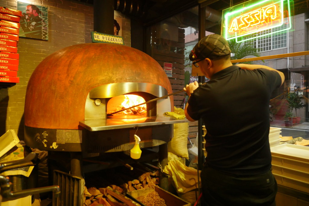 專訪｜員林《we pizzeria義式餐廳》將義大利正統披薩帶回到員林小鎮