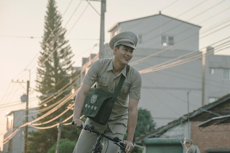 回到那個說國語的年代，改編自痞子蔡《國語推行員》｜《你在我心上》10/21上映