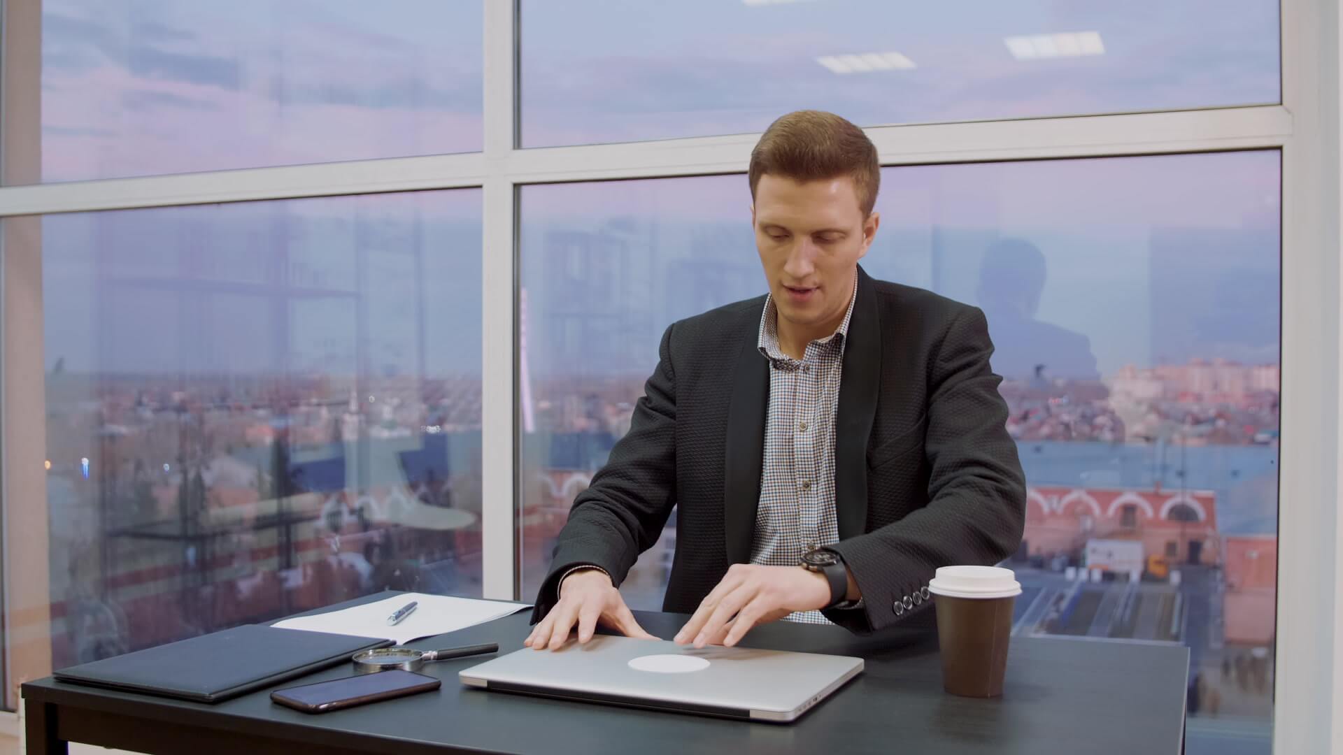 即將大學畢業的你，依然對未來迷茫嗎？：不如開始搞創業或接案子(上)